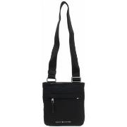 Olkalaukut Tommy Hilfiger  AM0AM12216BDS  Yksi Koko