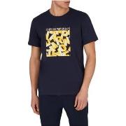 Lyhythihainen t-paita Emporio Armani  EM000574 AF12349  EU XXL