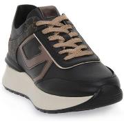 Tennarit NeroGiardini  NERO GIARDINI  100 GUANTO NERO  37