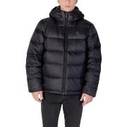 Toppatakki Calvin Klein Jeans  LS NYLON ZIP OFF HOO LV04RC518G  EU XXL