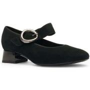 Balleriinat Ara  -  36