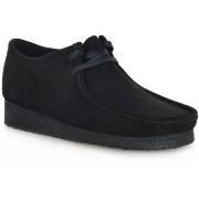 Kengät Clarks  WALLABEE BLK  44