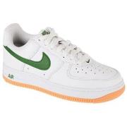 Kengät Nike  Air Force 1 Low Retro Qs  36