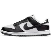 Tennarit Nike  Dunk Low Next Nature Black White  36