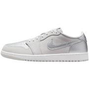 Kengät Nike  1 Low OG Metallic Silver  40
