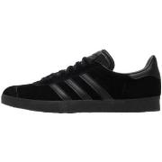 Kengät adidas  Gazelle Triple Black  39 1/3