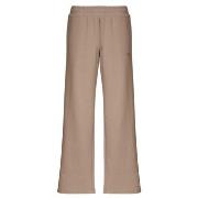 Jogging housut / Ulkoiluvaattee Puma  ESS ELEVATED Straight Leg Pant D...