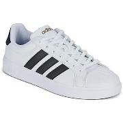 Kengät adidas  STREETTALK  36