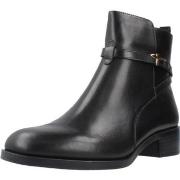 Saappaat Tamaris  25321 43  38