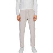 Housut Antony Morato  KNIT CORDUROY MMTR00725-FA300025  IT 52