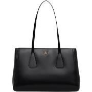 Olkalaukut Calvin Klein Jeans  CK MEDIUM WORK TOTE LV04F3442G  Yksi Ko...