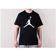 Lyhythihainen t-paita Nike  Air Jordan Iconic Jumpman  EU M