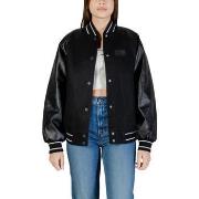 Pusakka Tommy Hilfiger  DW0DW22557  EU S