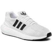 Kengät adidas  Swift Run 22  44 2/3