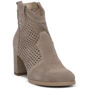 Nilkkurit NeroGiardini  NERO GIARDINI 451 VELOUR CRETA  37