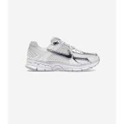Kengät Nike  Zoom Vomero 5 Chrome Toe (Women's)  40 1/2