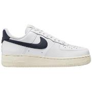 Tennarit Nike  W Air Force 1 07 EasyOn  39
