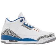 Kengät Nike  Jordan 3 Retro Wizards  52
