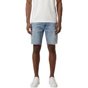 Shortsit & Bermuda-shortsit Calvin Klein Jeans  LV04RF790G  IT 42