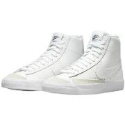 Tennarit Nike  Blazer Mid '77  36