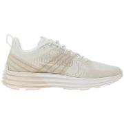 Kengät Nike  Lunar Roam  40