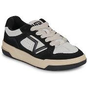 Kengät Vans  Upland VINTAGE BLACK/WHITE  40