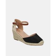 Kangassandaalit Xti  140746  37