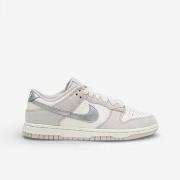 Kengät Nike  Dunk Low Silver Swoosh (Women's)  39