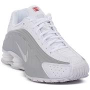 Kengät Nike  SHOX R4 MTLLC SILVER  43