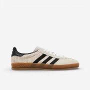 Kengät adidas  Gazelle Indoor Aluminum Core Black  36 2/3