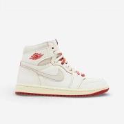Kengät Nike  Jordan Brand Air Jordan 1 High Og "Rare Air"  36