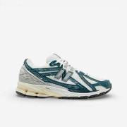 Kengät New Balance  1906R White Metallic Gold  36