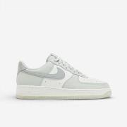 Kengät Nike  Air Force 1 '07 Light Silver Pumice  46