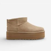 Kengät UGG  Classic Ultra Mini Platform 1135092-SAN  39