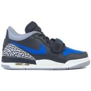 Lastenkengät Nike  Air Jordan Legacy Low GS  38