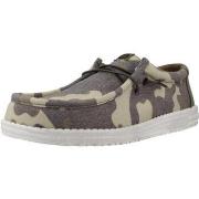 Kengät HEYDUDE  Sport   Zapatillas Hombre Modèle Wally Washed Camo  42