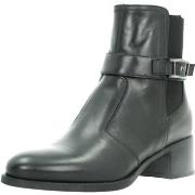 Kengät NeroGiardini  Botines Mujer Modèle I513844d  37
