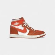Kengät Nike  Jordan 1 High Method of Make Desert Orange (Women's)  36
