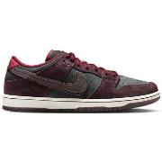 Kengät Nike  SB Dunk Low Riot Skateshop  38 1/2