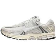 Kengät Nike  Zoom Vomero 5 Platinum Tint  41
