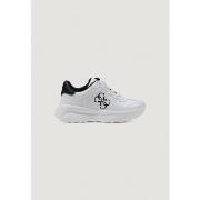 Tennarit Guess  LUCKEI FLPLUC ELE12  41