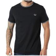 Lyhythihainen t-paita Fred Perry  M1588 T73  EU XXL