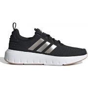 Kengät adidas  Swift run 23  36
