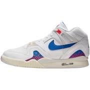 Kengät Nike  Air Tech Challenge II Pixel Court (2025)  37 1/2