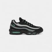 Kengät Nike  Air Max 95 Black Aurora Green  40
