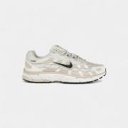 Kengät Nike  P-6000 Light Orewood Brown (Women's)  36 1/2