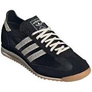 Kengät adidas  JI2745  40