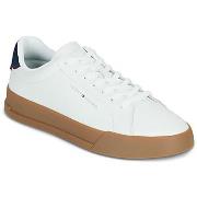 Kengät Tommy Hilfiger  TH COURT CORE ESS LEATHER  41
