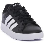 Kengät adidas  JP9366  38