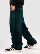 adidas Originals Baggy Verryttelyhousut vihreä